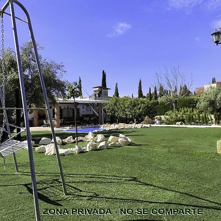 Villa Capricho De Luna Caparacena Exteriér fotografie