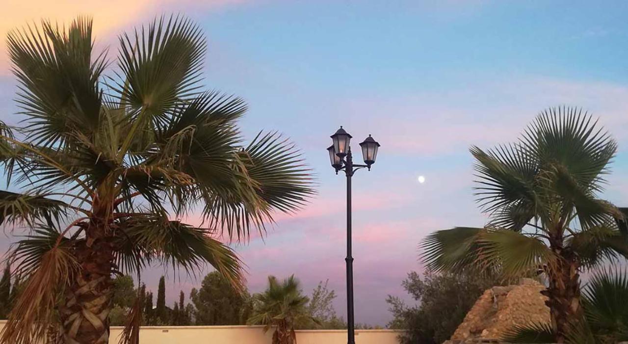Villa Capricho De Luna Caparacena Exteriér fotografie