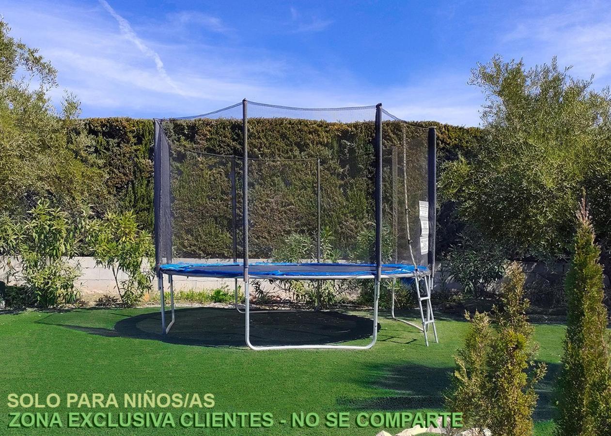 Villa Capricho De Luna Caparacena Exteriér fotografie